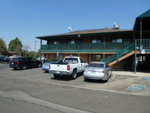 Travelodge Lemoore - Free and ample parking available at Travelodge Lemoore